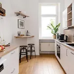 90sqm 2br Biz Loft - 5min Station Apartmán Berlín