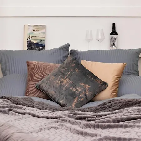 90sqm 2br Biz Loft - 5min Station