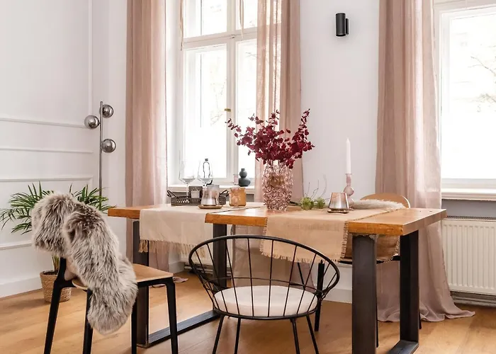 90sqm 2br Biz Loft - 5min Station Apartmán *