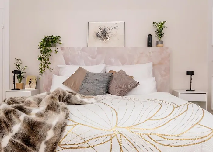 90sqm 2br Biz Loft - 5min Station *