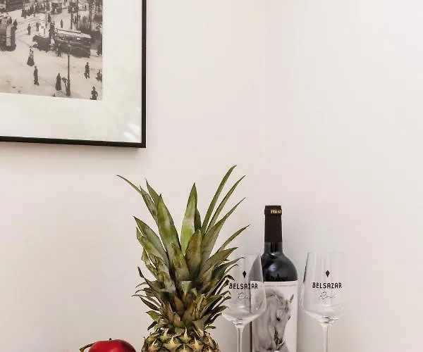 90sqm 2br Biz Loft - 5min Station * Berlín