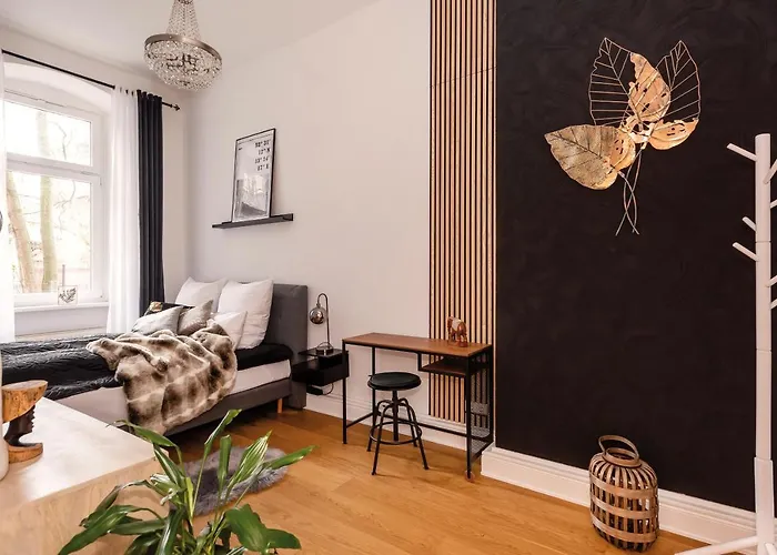 90sqm 2br Biz Loft - 5min Station Appartement Berlin