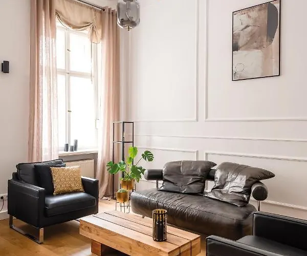 Apartman 90sqm 2br Biz Loft - 5min Station